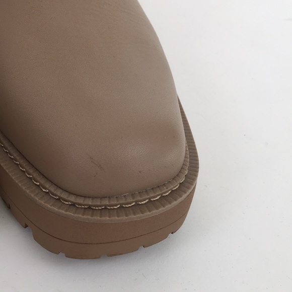 Monochrome Waterproof Boots - Picture 3 of 7